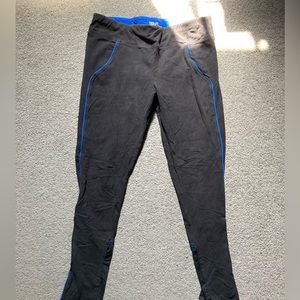 Black and blue leggings